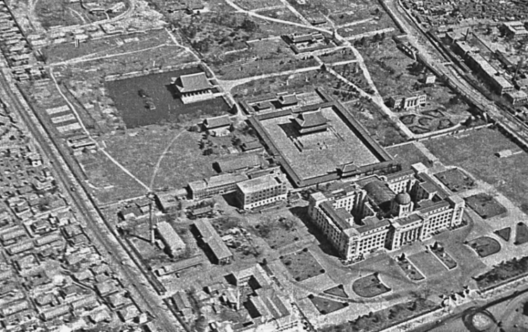 Seoul - Vue aérienne - Palais et batiment administratif
